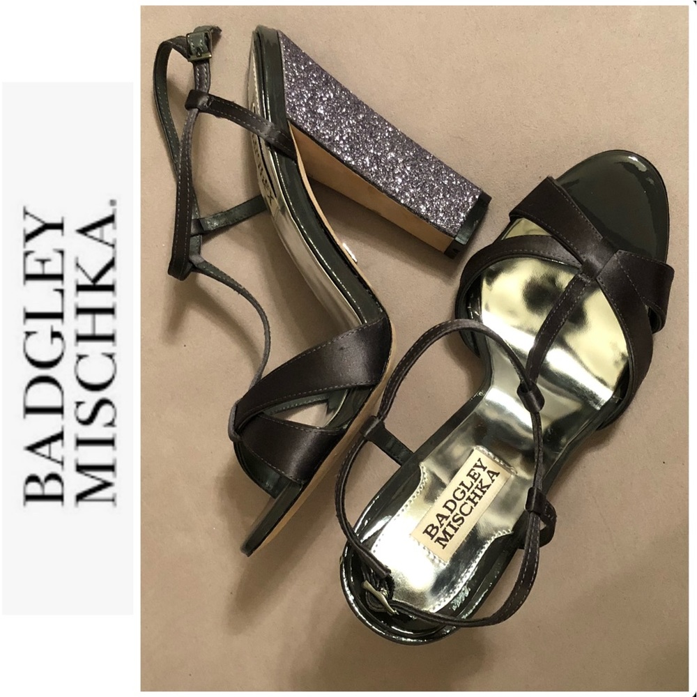 NWOT Badgley Mischka Leather Sandal Heels